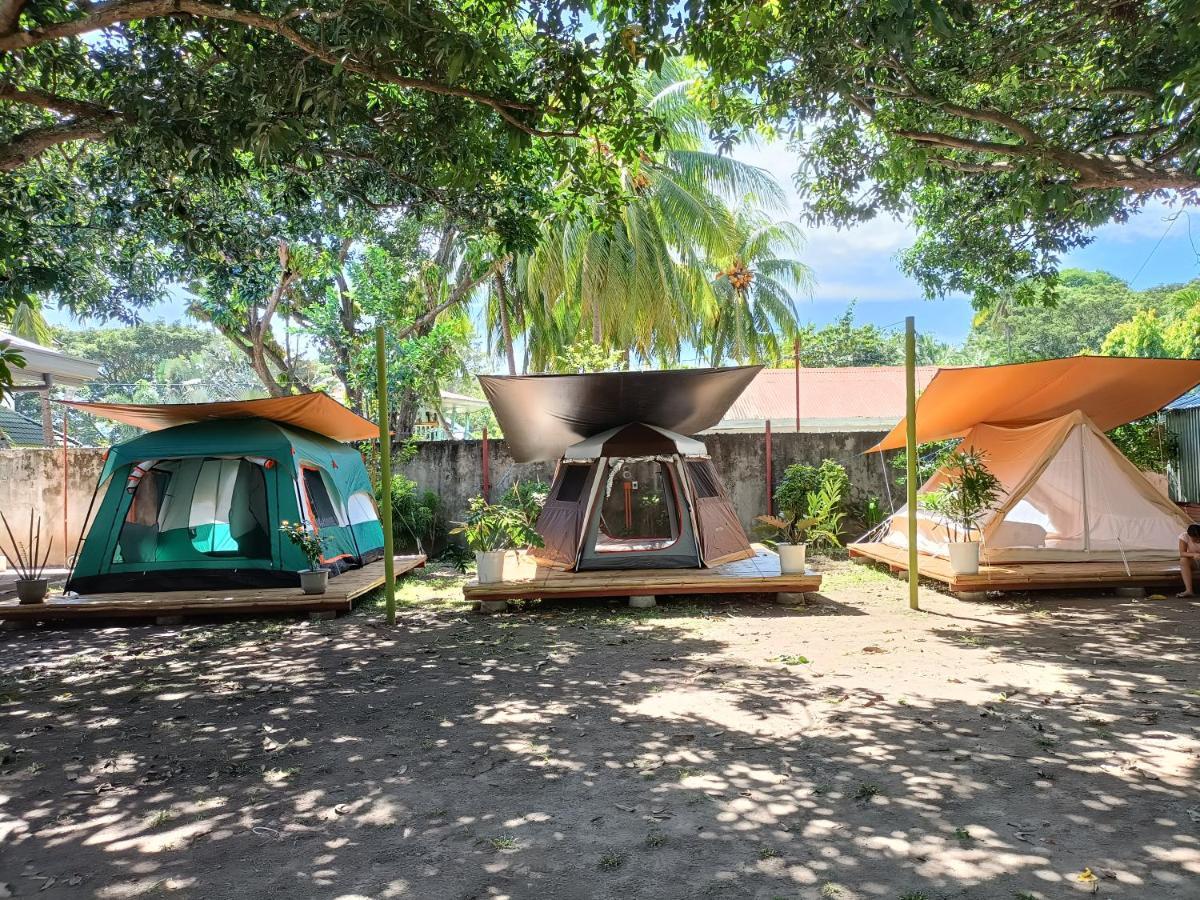 Shenanigans Glamping Resort Zamboanguita  Екстериор снимка