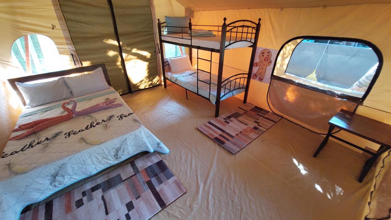 Shenanigans Glamping Resort Zamboanguita  Екстериор снимка